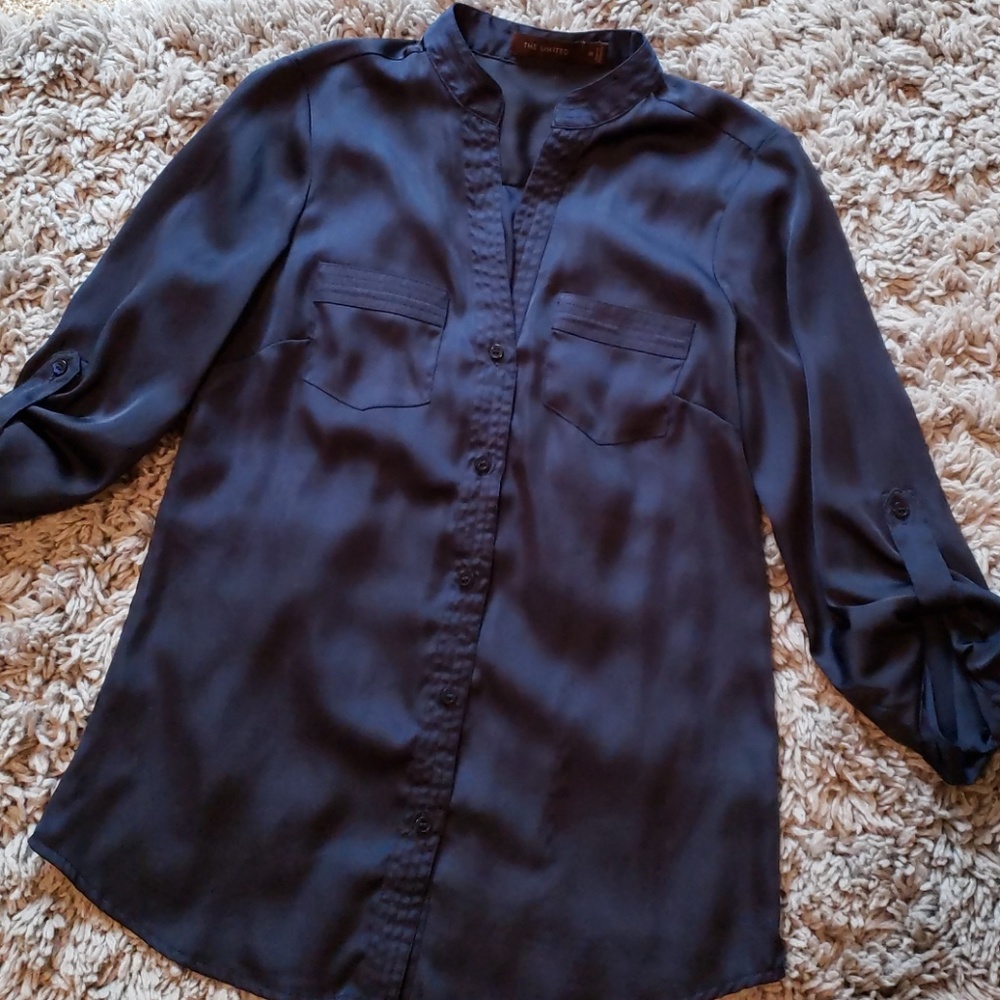 XS Limited button down